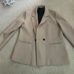 (1) Tan Blazer